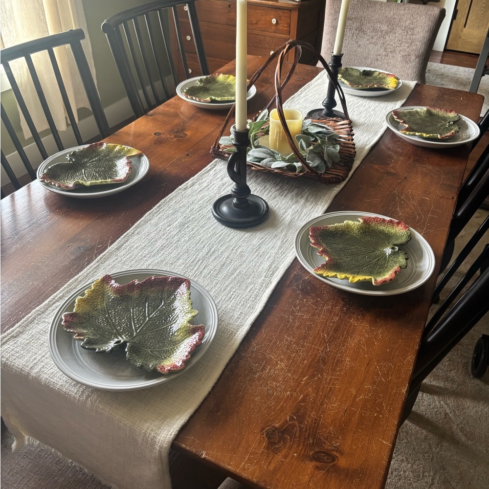 Better Homes And Gardens Green and Red Dinnerware Set for Stylish Dining